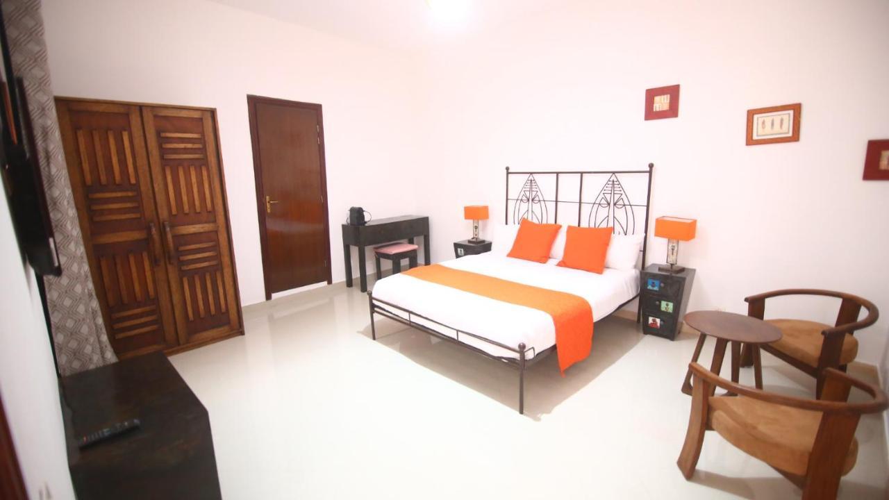 Illiyin Boutique Hotel Dakar Esterno foto